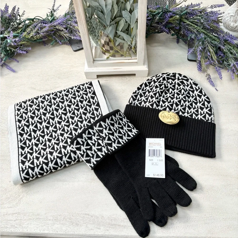 Michael Kors Scarf Gloves Hat Set🖤NWT🤍